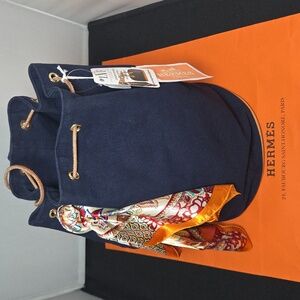 Hermès 1980s Ultra rare archived Porochon Mimil GM bag excellent condition Navy